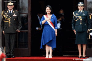 Keiko Fujimori asume  la presidencia